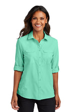 Load image into Gallery viewer, NEW - Port Authority® Ladies Long Sleeve UV Daybreak Shirt - Bright Seafoam
